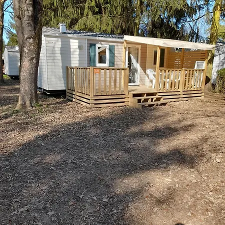 Le C24 - Equipe Pour 4 Avec Tv Vendégház 3*